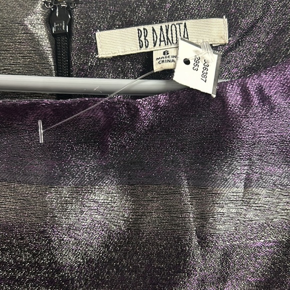 BB Dakota Jensine Fit and Flare Retro Metallic Striped Mini Dress Size 6 NEW - Picture 8 of 9